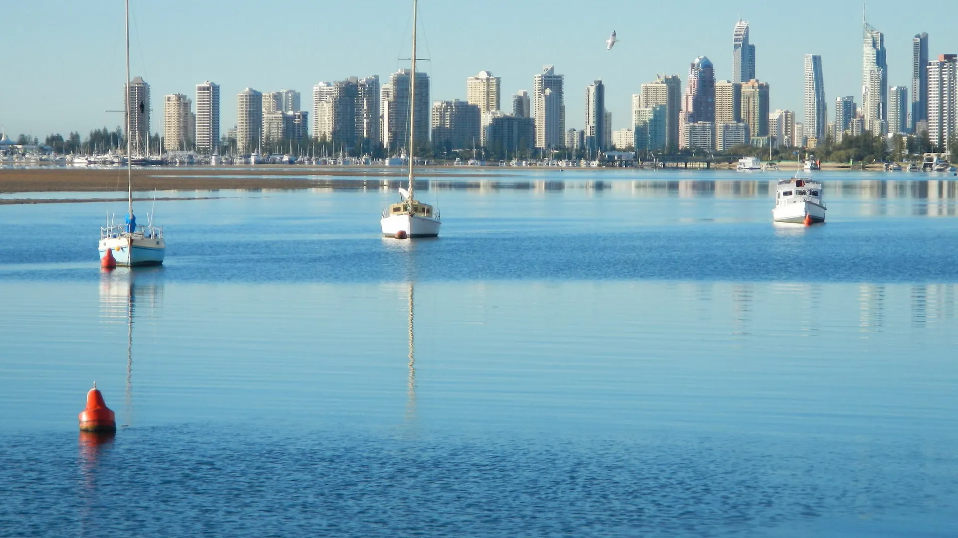 *** Lejlighedshotel Blue Waters Apartments Gold Coast Australien