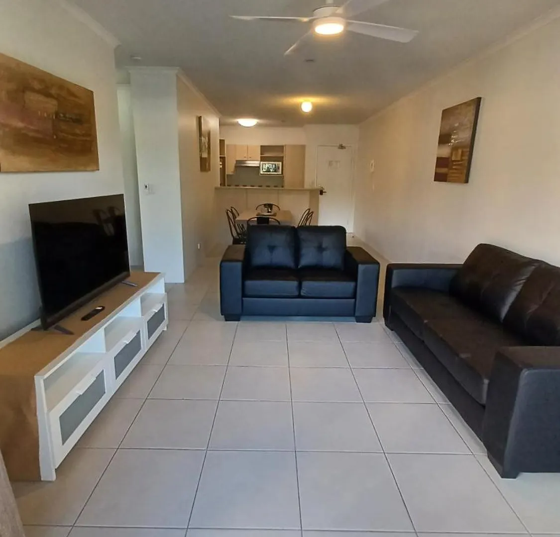 Blue Waters Apartments Gold Coast 3*,