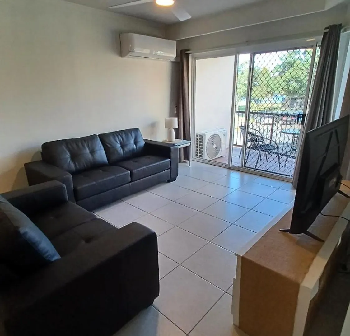 Blue Waters Apartments Gold Coast 3*,  Australia