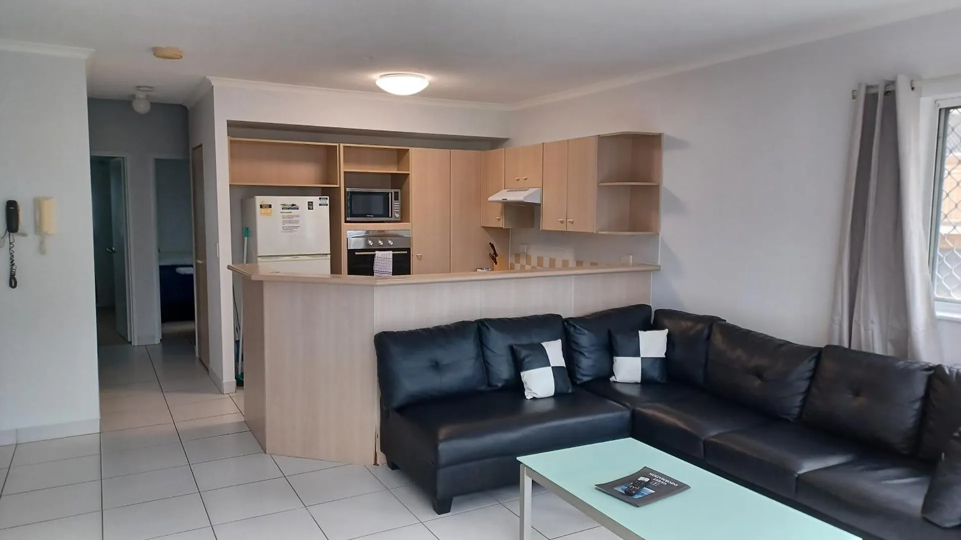 Blue Waters Apartments Gold Coast Aparthotel