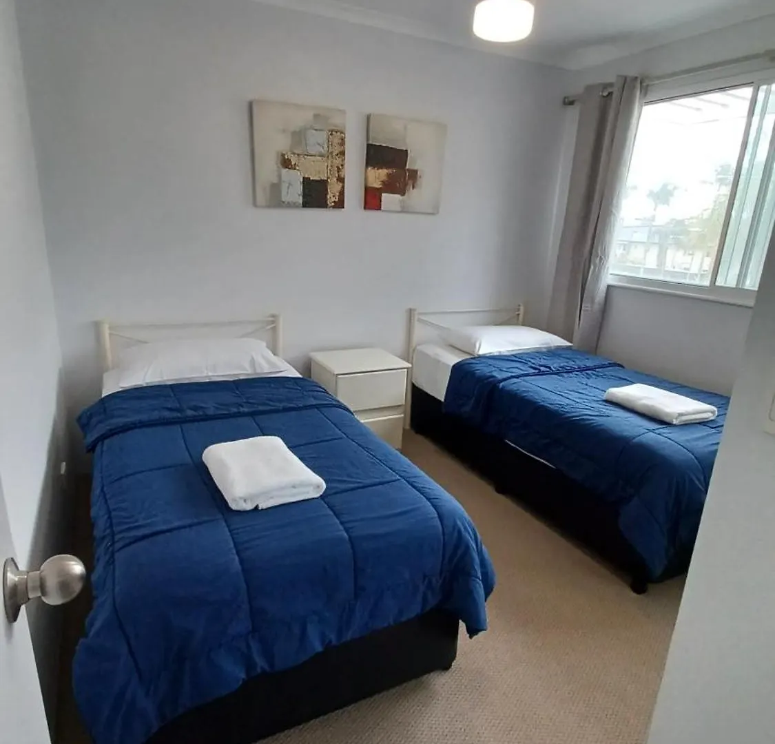 *** Aparthotel Blue Waters Apartments Gold Coast Australia