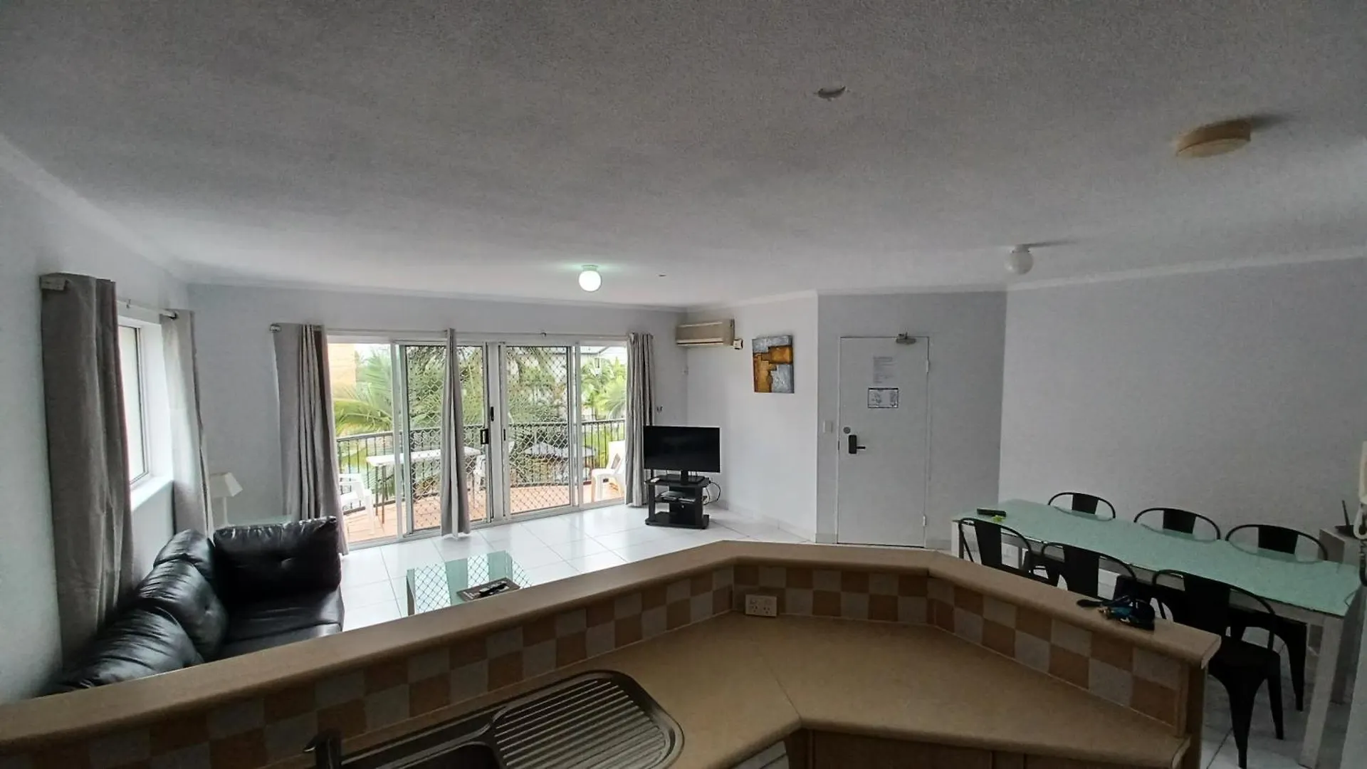 Blue Waters Apartments Gold Coast